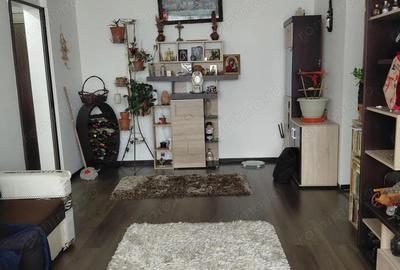 Apartament 2 cam Tiglina 2, etaj 2/4 ,pozitie excelenta - 4