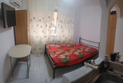 Garsonieră nedecomandată în UMT - 8