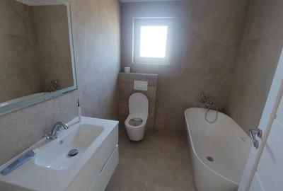 Casă individuală cu 4 camere cu Canalizare în Cetate - 8