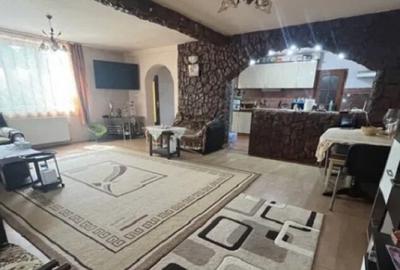 2 case cu teren zona Westfield - ID : RH-38602-property - 13