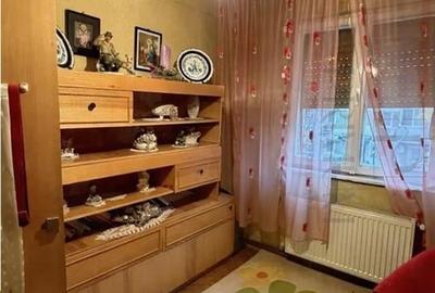 DACIA - 3 CAM - ETJ.2 - BOXA - CENTRALA - ZONA EXCELENTA - 4