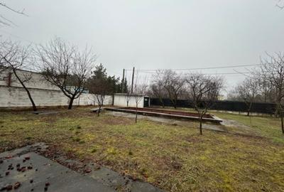 Casă cu 4 camere cu Teren 750 Mp în Central