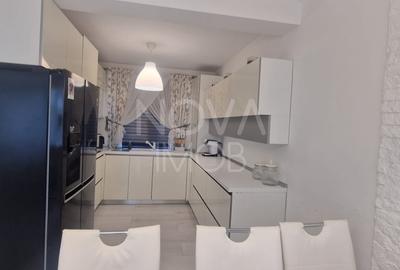 Casă cu 4 camere cu Teren 100 Mp în Broscărie - 7