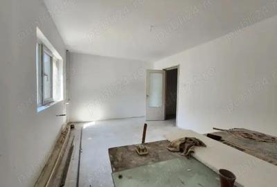 Apartament cu 2 camere decomandat în Petros - 5