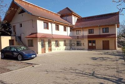 Spatiu Comercial de Inchiriat - 2300 euro - 8