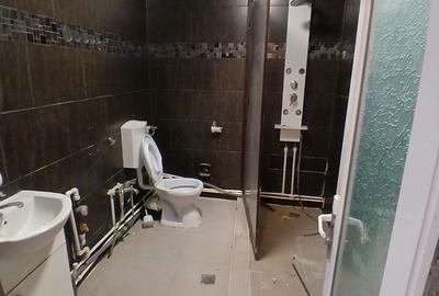 Spațiu comercial, de 150 mp, în Central - 12