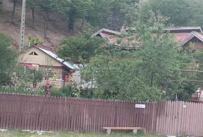 Casă cu 4 camere în Central - 3