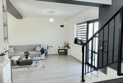 Casă cu 3 camere cu Teren 663 Mp în Budești - 2