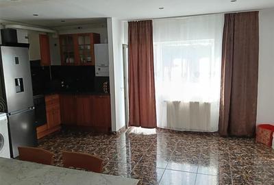 Apartament la mansarda 3 camere cu balcon zona Valea Aurie Apartament la mansarda 3 camere cu balcon zona Valea Aurie - 3