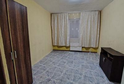 Garsonieră decomandată în CET