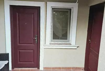 Apartament la casa