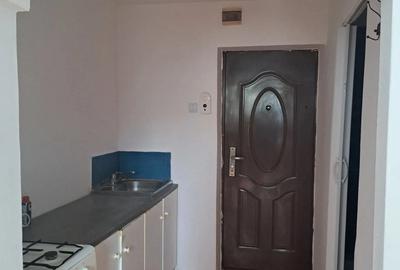 Vind garsoniera zona CET, Constan?a - 2