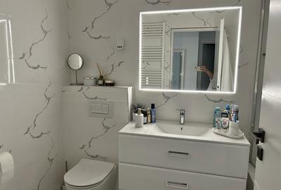 Apartament cu 3 camere decomandat în Exterior Vest - 2