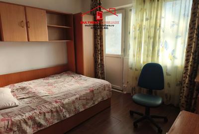 Apartament 3 camere - 70 mp - str.Pacii - 4