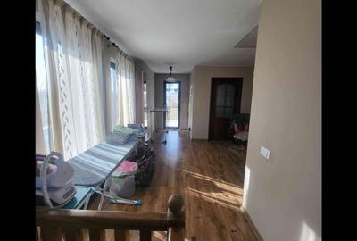 Casă cu 3 camere cu Teren 300 Mp în Gherăiești - 10