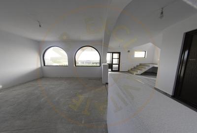 Casa Bradu - Str Scoartei (zona Primariei) - teren 400 mp - 3