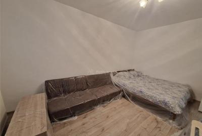 Garsoniera , renovata, etaj 3 - Brazda - Casa de Sanatate - 1