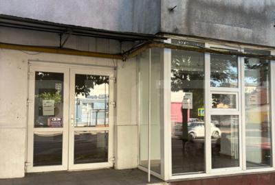 Spatiu comercial, 70 mp, 4 incaperi, strada Nasaudului - 17