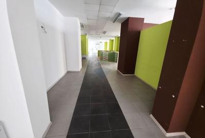 Spațiu comercial, de 828 mp, în 1 Mai - 5