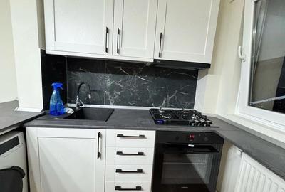 Garsonieră decomandată în Central - 2