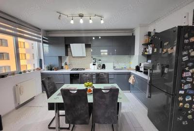 Apartament cu 3 camere decomandat în Central - 10