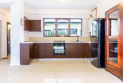 Duplex cu 4 camere cu Canalizare în Borhanci - 4