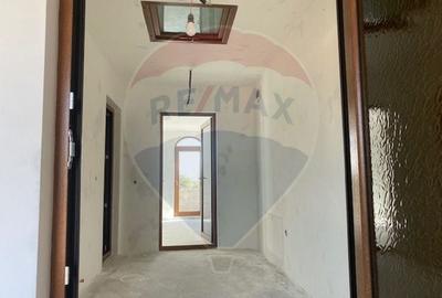 Casa / Vila cu 5 camere de vanzare - 7