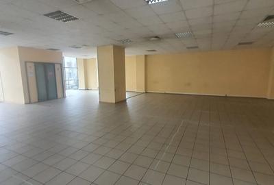 Spațiu comercial, de 185 mp, în Central