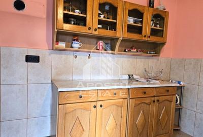 Casă cu 5 camere cu Teren 4421 Mp în Central - 7
