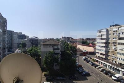 Apartament cu 4 camere, 88 mp, etaj intermediar, pe B-dul Dacia - 17