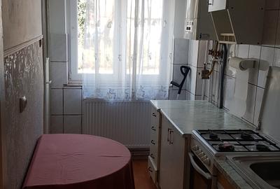 Garsonieră semidecomandată, mobilată în Hipodrom 4 - 7