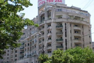 Birou, de 90 mp, în Unirii