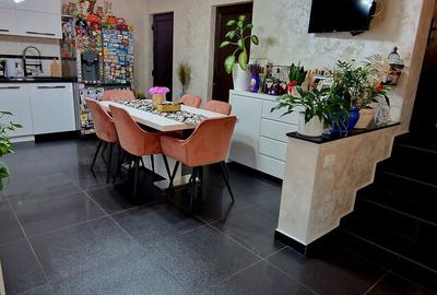 Casă cu 4 camere cu Teren 1458 Mp în Aradul Nou - 12