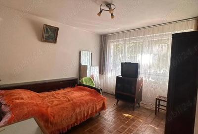 PROPRIETAR - Vand Apartament 2 camere, decomandat, 44 mp ?os. Giurgiului nr 117, sector 4. - 7
