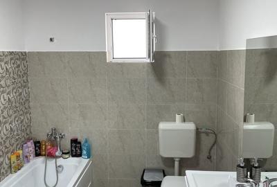 Casă cu 4 camere în Central - 2