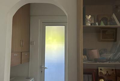 Apartament cu 3 camere semidecomandat în Păcurari - 3