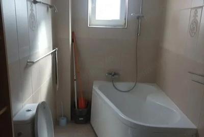 Apartament cu 2 camere semidecomandat în Giroc