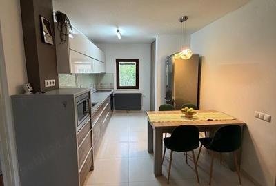 Apartament cu 3 camere decomandat în Central - 10