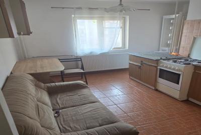 Apartament 2 camere Steaua confort 1 etaj 3 langa Shopping City  cu 2 balcoane - 1