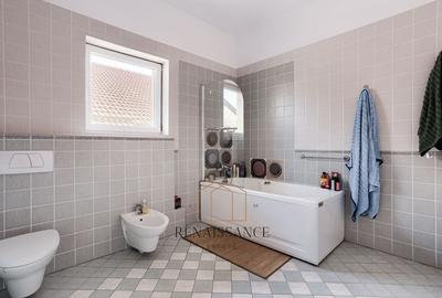 Timisoara - Girocului Vila 12 Camere 4 Bai | 497mp Utili 1373mp Teren Timisoara - Girocului Vila 12 Camere 4 Bai | 497mp Utili 1373mp Teren - 10