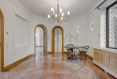 Casă individuală cu 14 camere cu Canalizare în Capitale - 10