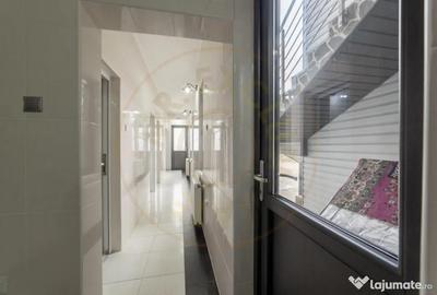 Spațiu comercial, de 320 mp, în Cireșu - 2