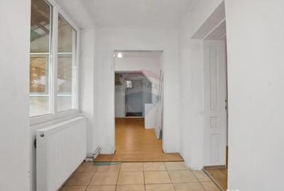 Casă cu 3 camere cu Garaj în Țipar - 11