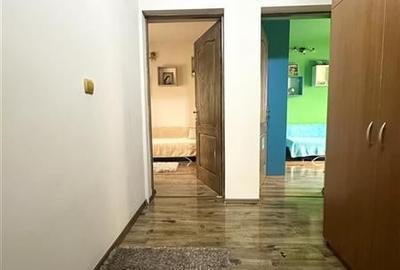 Casa P+1+M+ pod inalt, placa de beton intre etaje, Zona Km 4 - 29