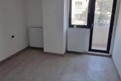 Apartament cu 2 camere decomandat în George Enescu - 2