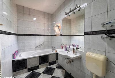 Casă cu 6 camere cu Canalizare în Vatra Luminoasă - 7