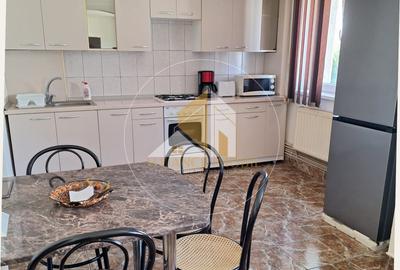 Apartament cu 3 camere decomandat, mobilat în Central - 3
