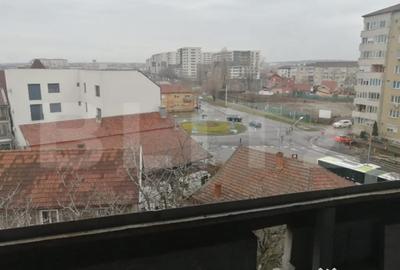 Apartament cu 2 camere decomandat în Calea Aradului - 2