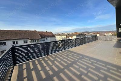 Apartament cu 3 camere decomandat în Independenței - 7