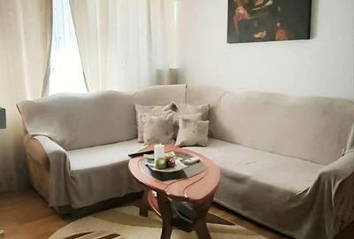 Apartament cu 3 camere semidecomandat în Central - 7